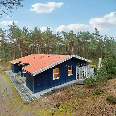 Сasa de vacaciones Stunning In Nexo With Kitchen