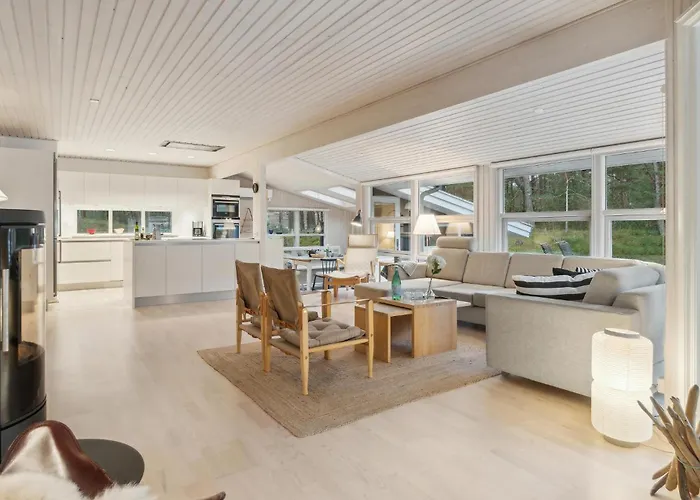 Сasa de vacaciones Stunning In Nexo With Kitchen Vester Somarken