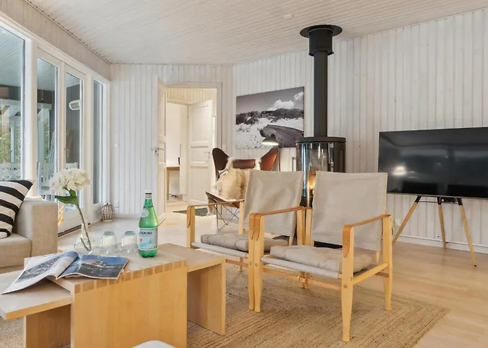 Stunning In Nexo With Kitchen